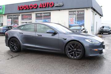 Long Range | Dual Motor | Yoke Steering