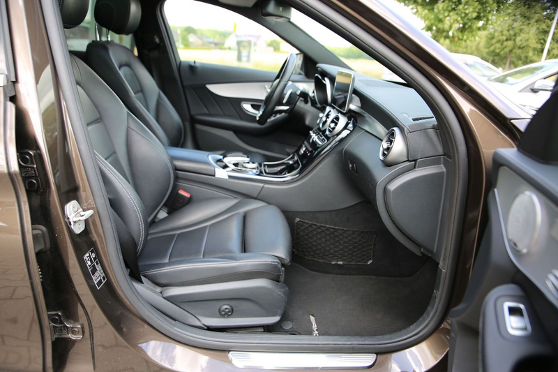 Mercedes-Benz C 250 *AMG*DISTRONICPLUS*PANO*BURMES*MEMORY*LED — photo 9
