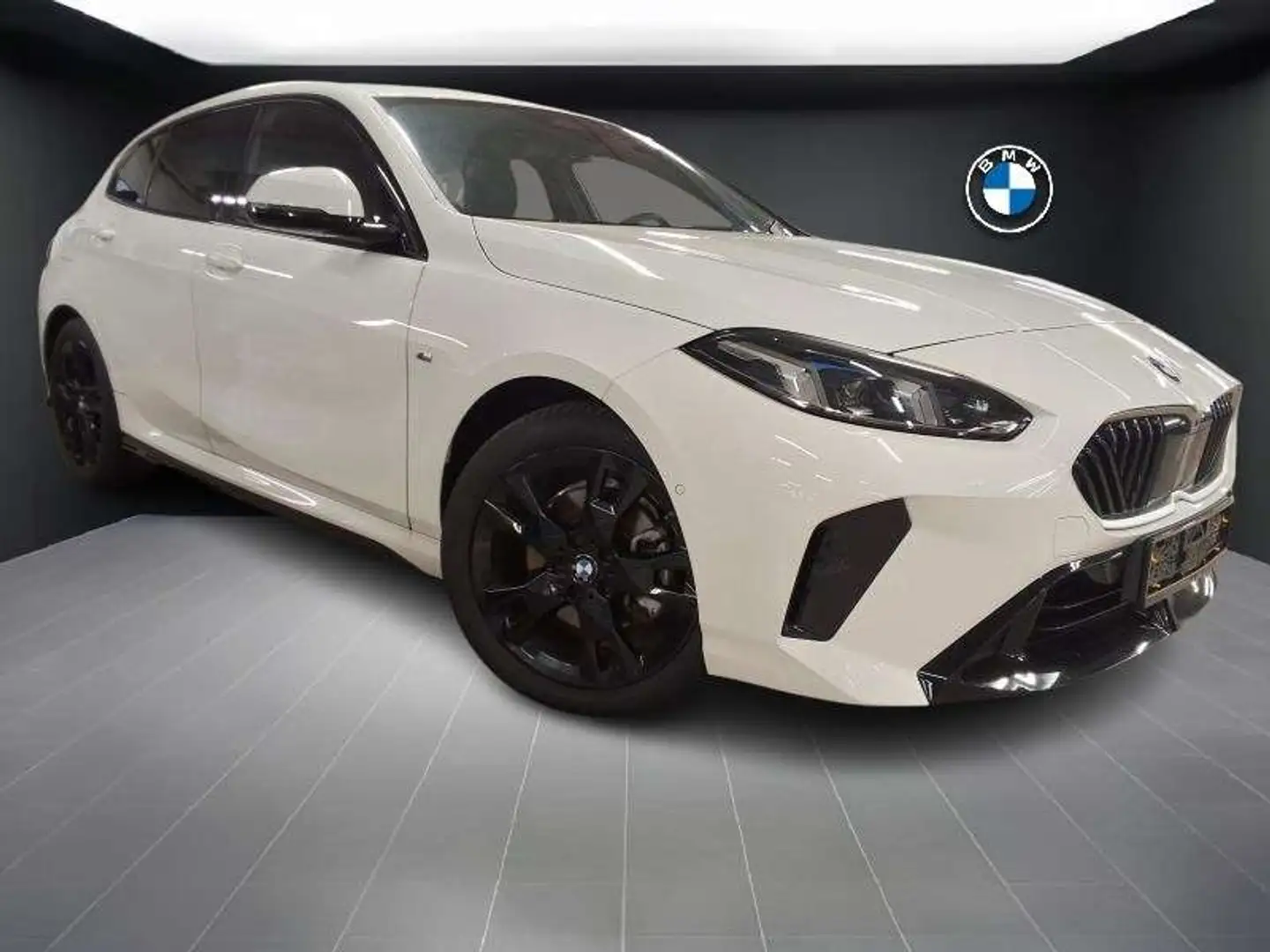BMW 120 Pack M // 2024 Wit - 2