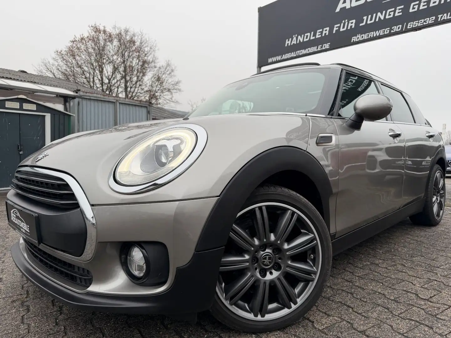 MINI One D Clubman JCW 18" PANO*Excitement*HK*Chili Zilver - 1