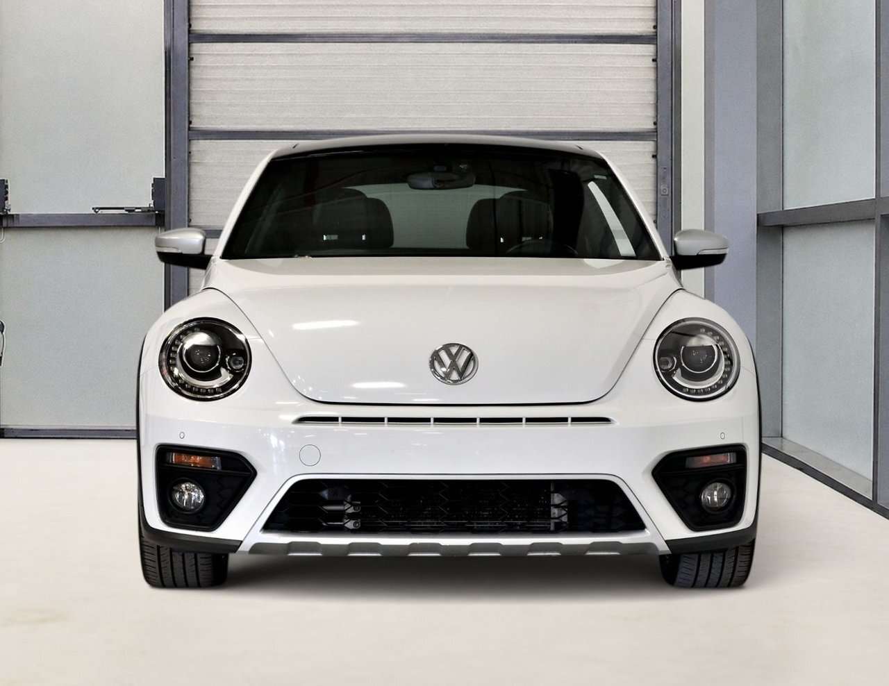 2019 Volkswagen Beetle Dune / Fender / Bas KM / Toit pano / Navigation / — снимка 1