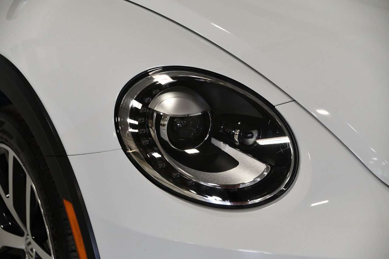 2019 Volkswagen Beetle Dune / Fender / Bas KM / Toit pano / Navigation / Inspected And Reconditioned  / Warranty And Financing Available / Inspe — photo 3