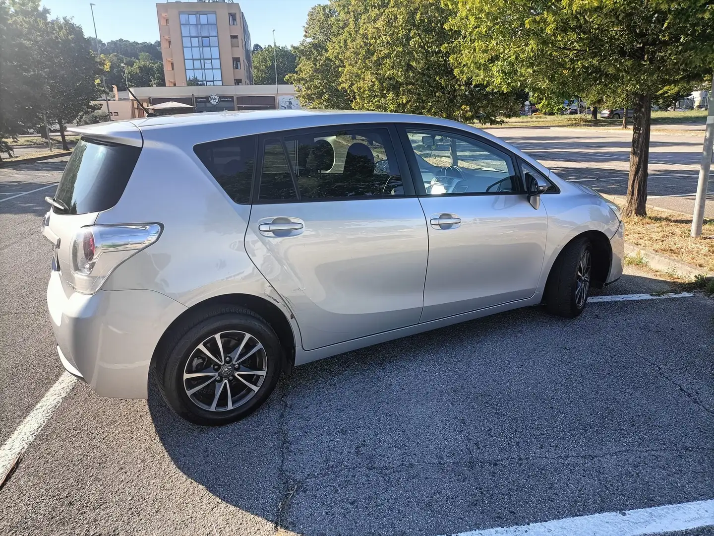 Toyota Verso Verso 1.6 d-4d Active 7p Argento - 1