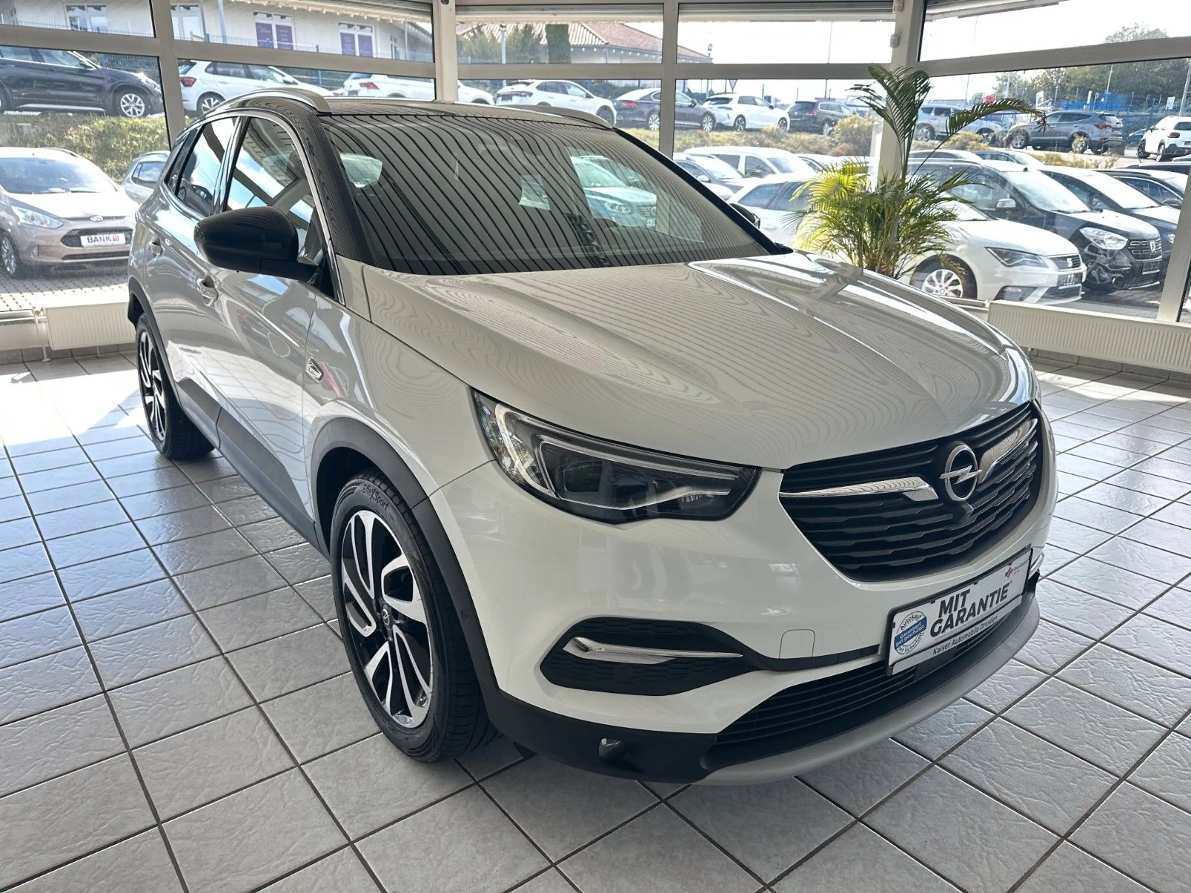 Opel Grandland X Ultimate*SHZ*ACC*AHK*CarPlay*360°* — photo 3