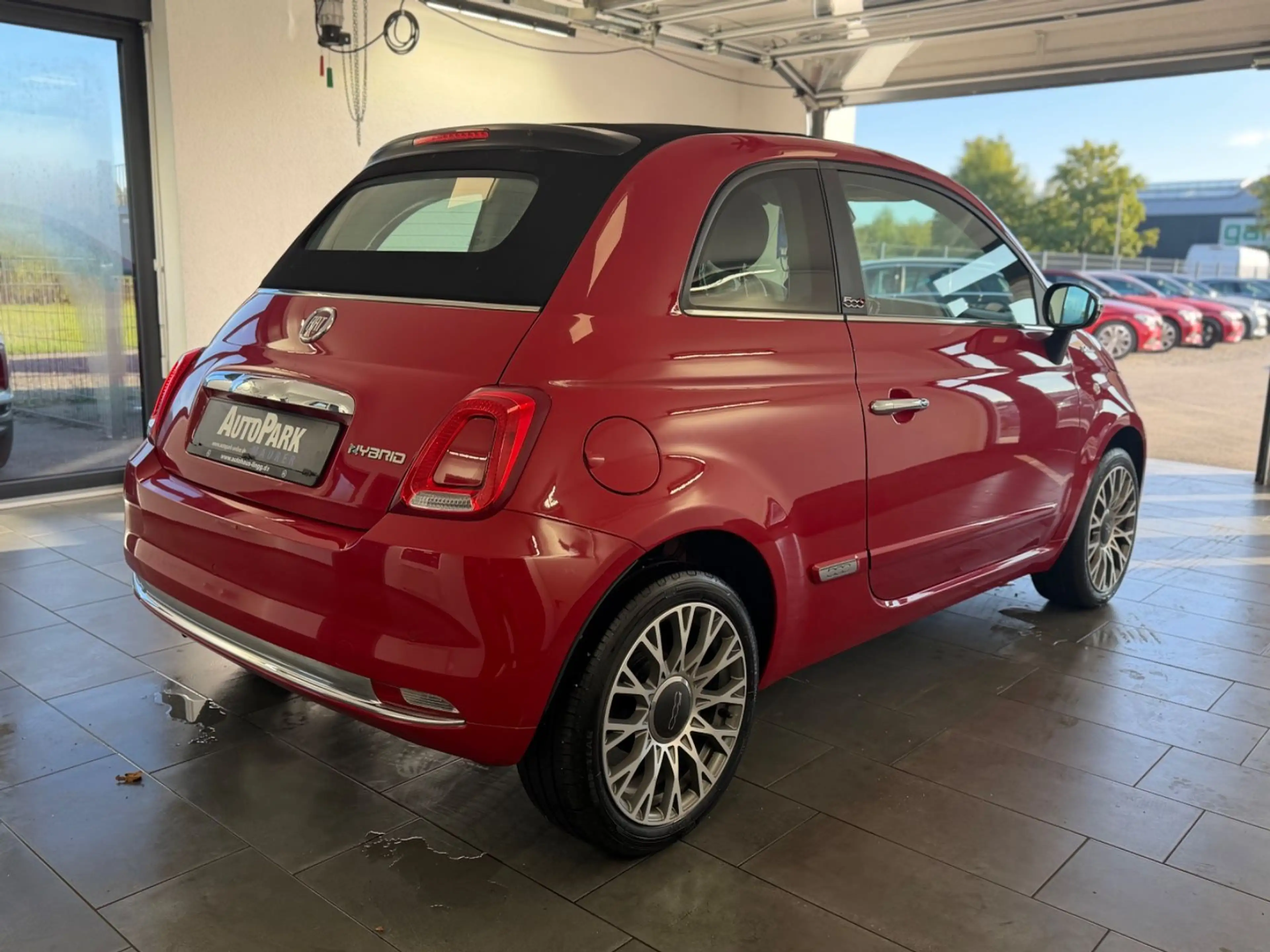 Fiat 500 C Dolcevita Hybrid | CarPlay | Navi | PDC — photo 11