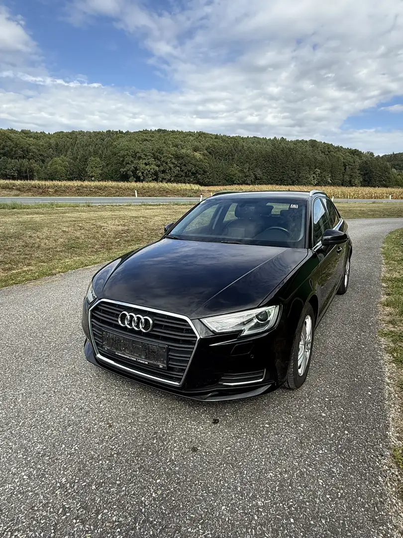 Audi A3 1.6 TDI Sportback S tronic design - 1