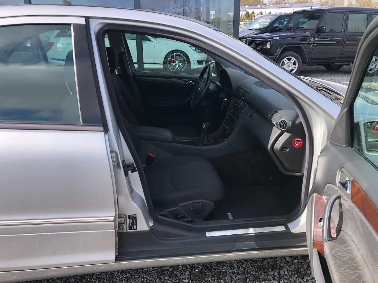 Mercedes-Benz C 180 ELEGANCE 6-Gang*AHK*Klima*Tempomat*HU/AU NEU*, foto 9