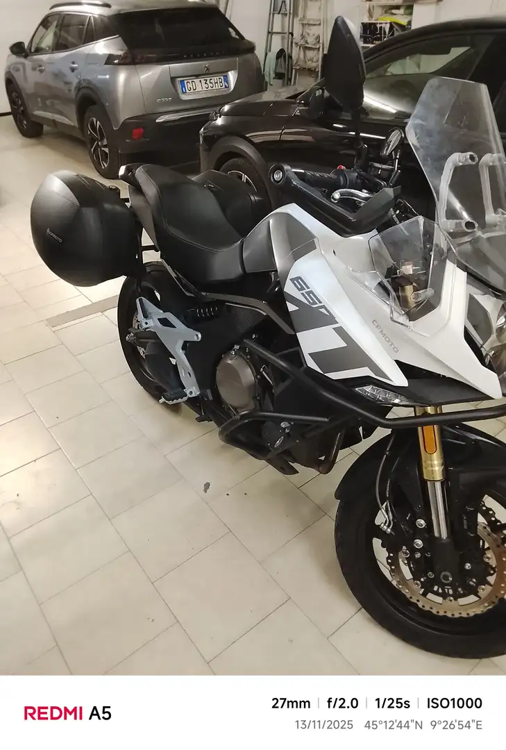 CFMOTO 650 MT Fehér - 1