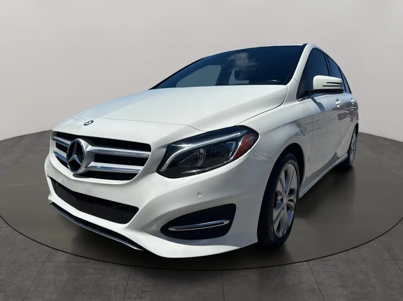 Mercedes-Benz B-Class photo Mercedes-Benz B-Class