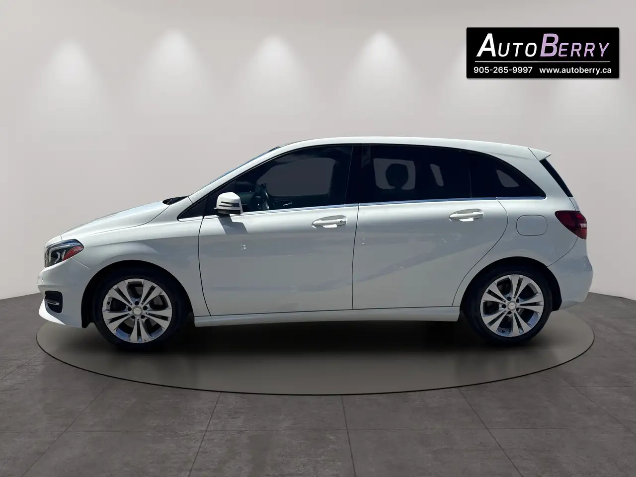 Mercedes-Benz B-Class photo Mercedes-Benz B-Class