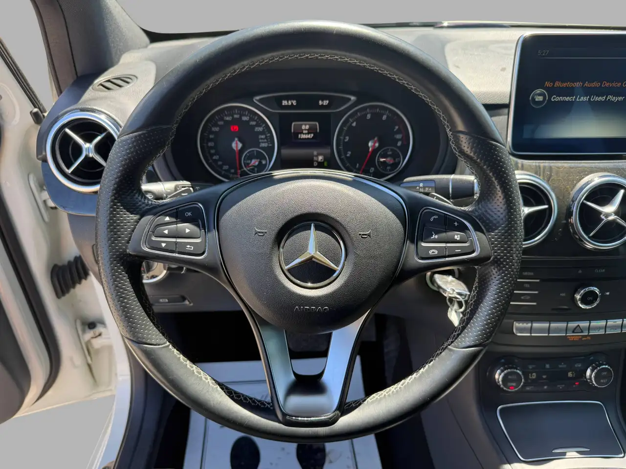 Mercedes-Benz B-Class photo Mercedes-Benz B-Class