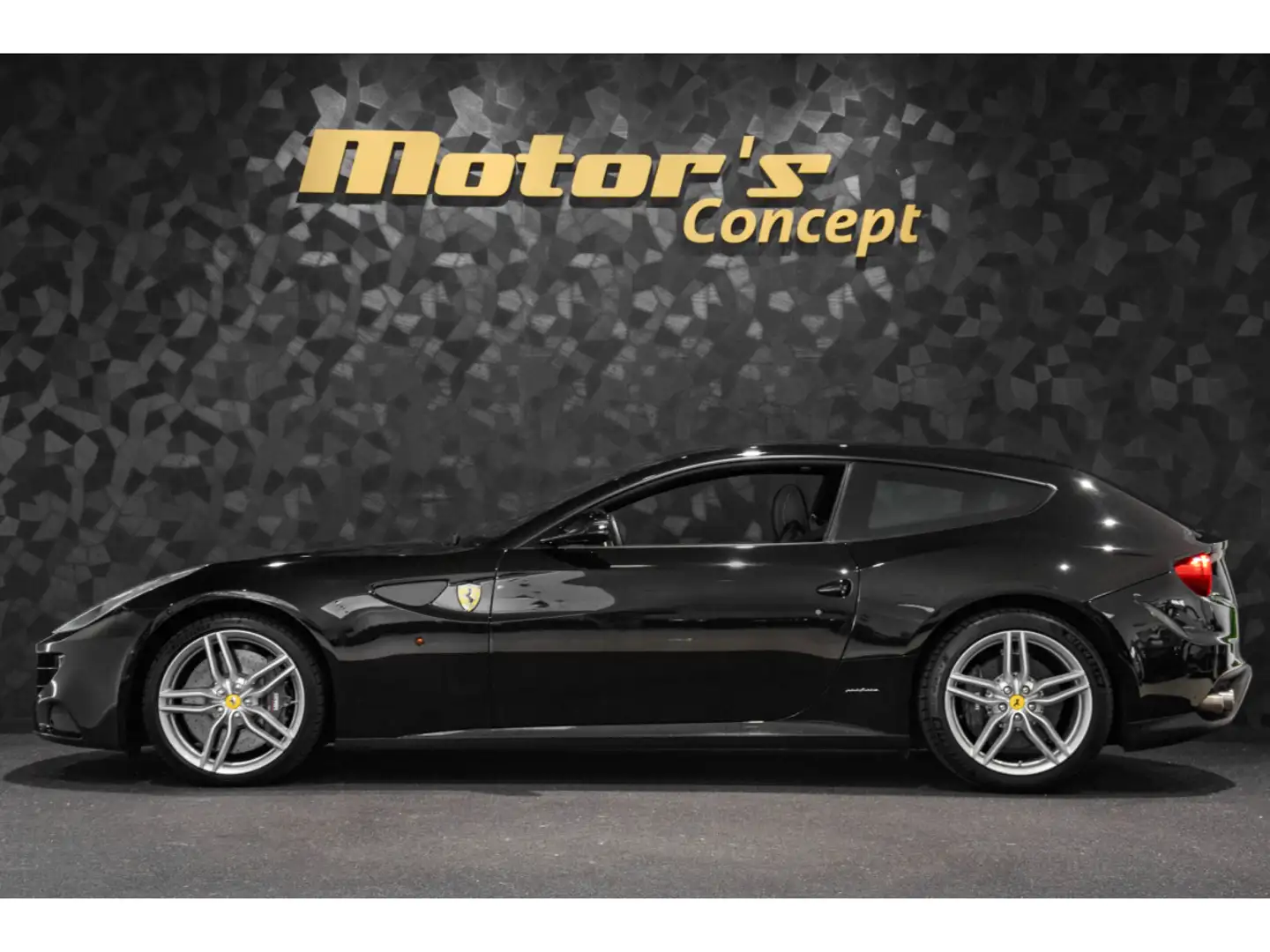 Ferrari FF 6.3 V12 Чёрный - 2