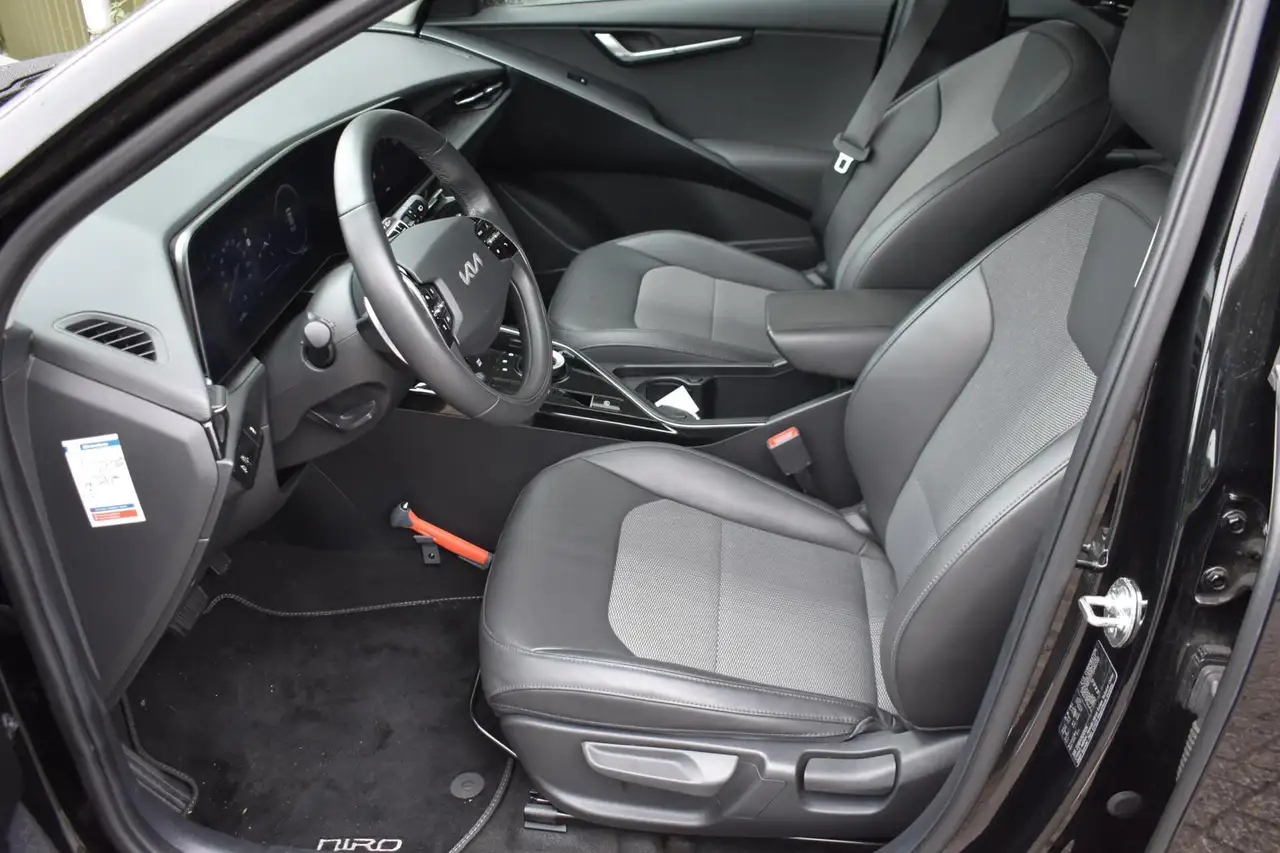 Kia E-Niro EV DynamicLine 64.8 kWh 100% SOH Camera Elekt, миниатюра 8
