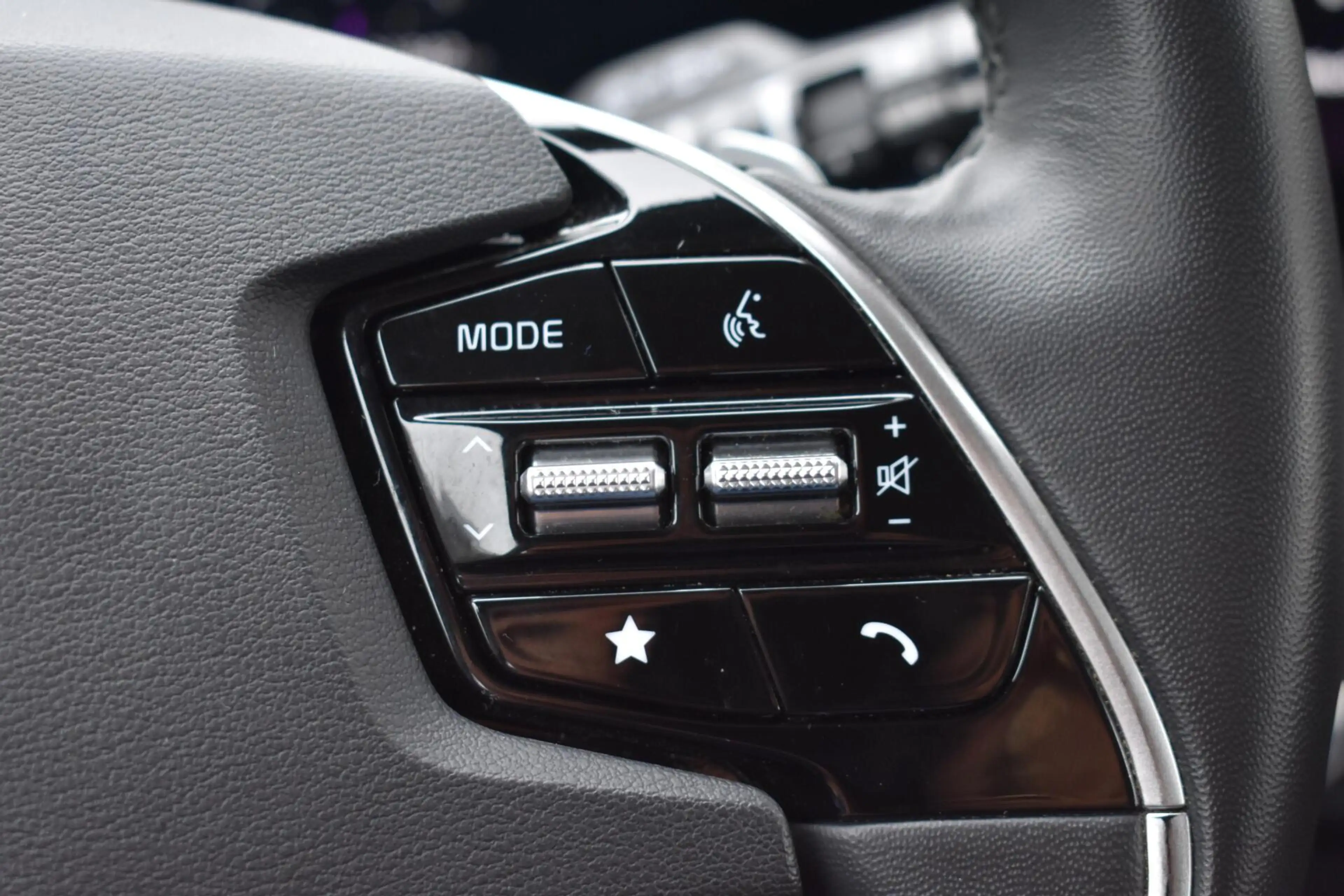 Kia e-Niro EV DynamicLine 64.8 kWh| 100% SOH | Camera | Elekt — photo 16