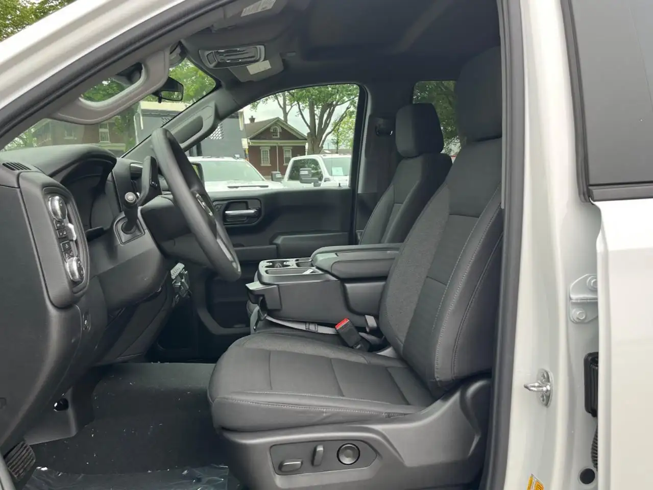 GMC Sierra 1500 снимка GMC Sierra 1500