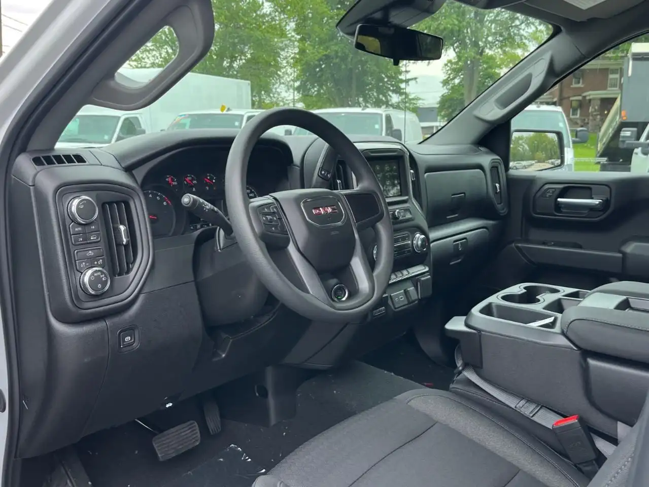 GMC Sierra 1500 снимка GMC Sierra 1500