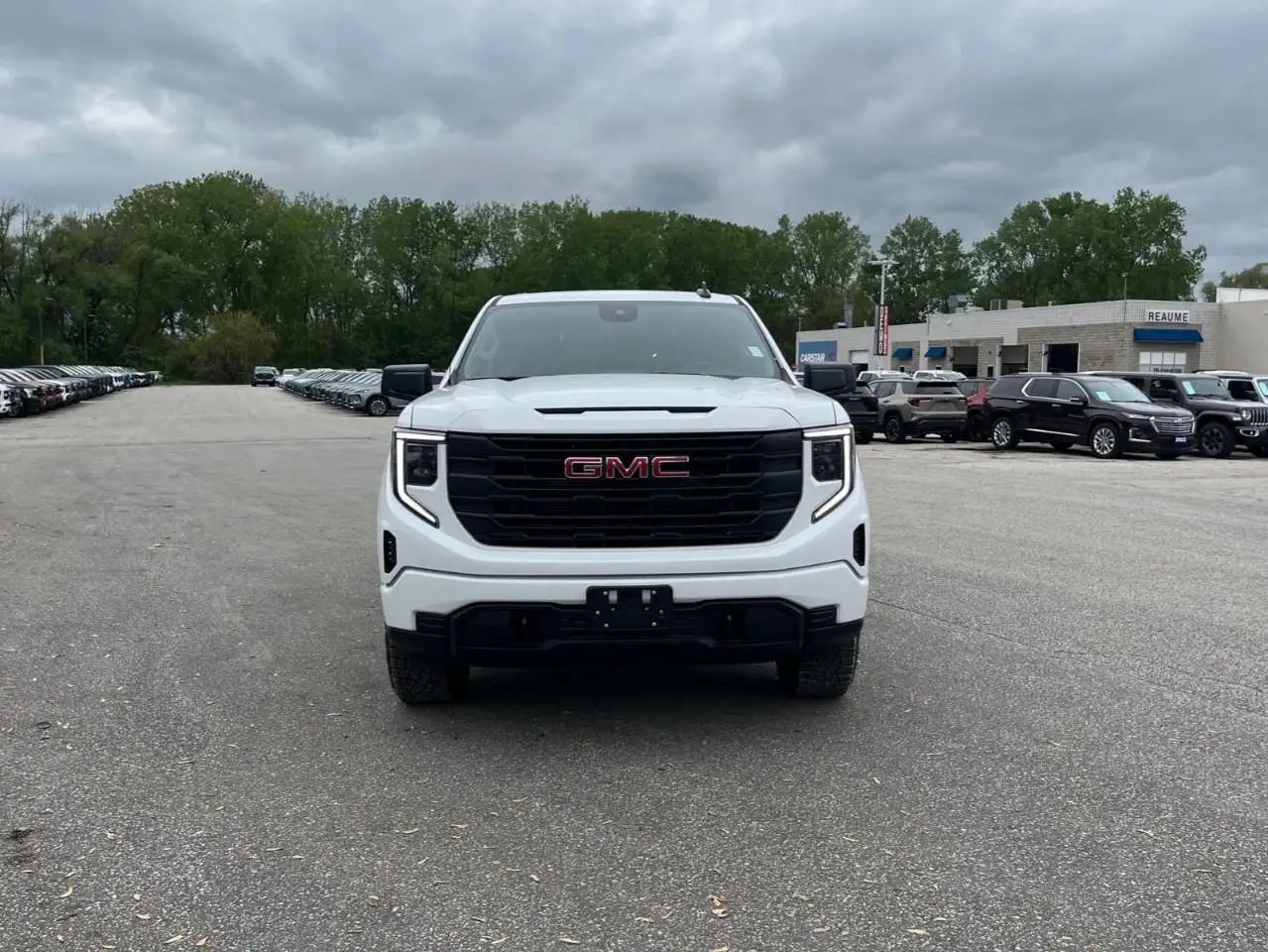 GMC Sierra 1500 снимка GMC Sierra 1500