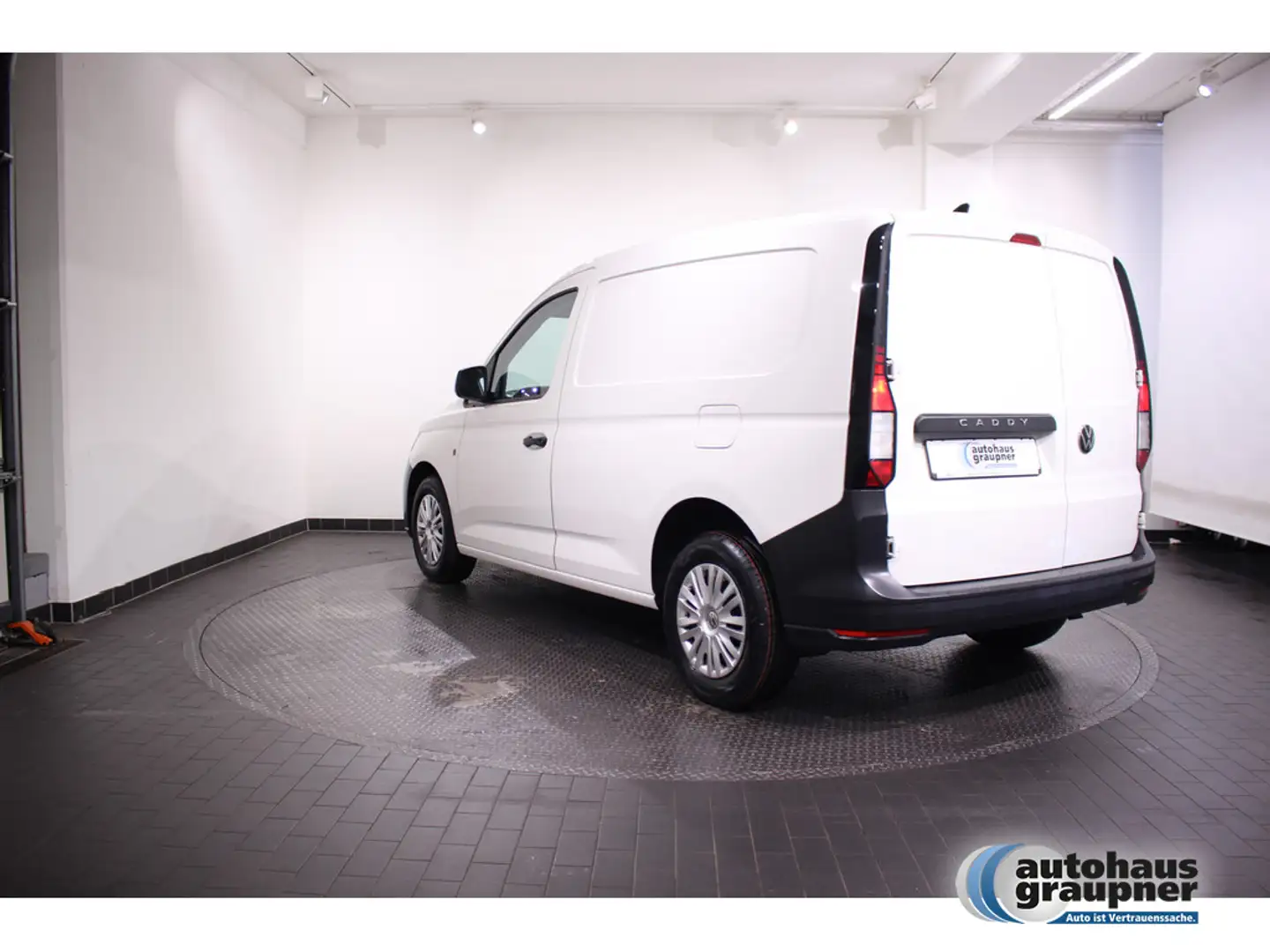 Volkswagen Caddy 2.0 TDI Cargo  PDC NAVI Wit - 2