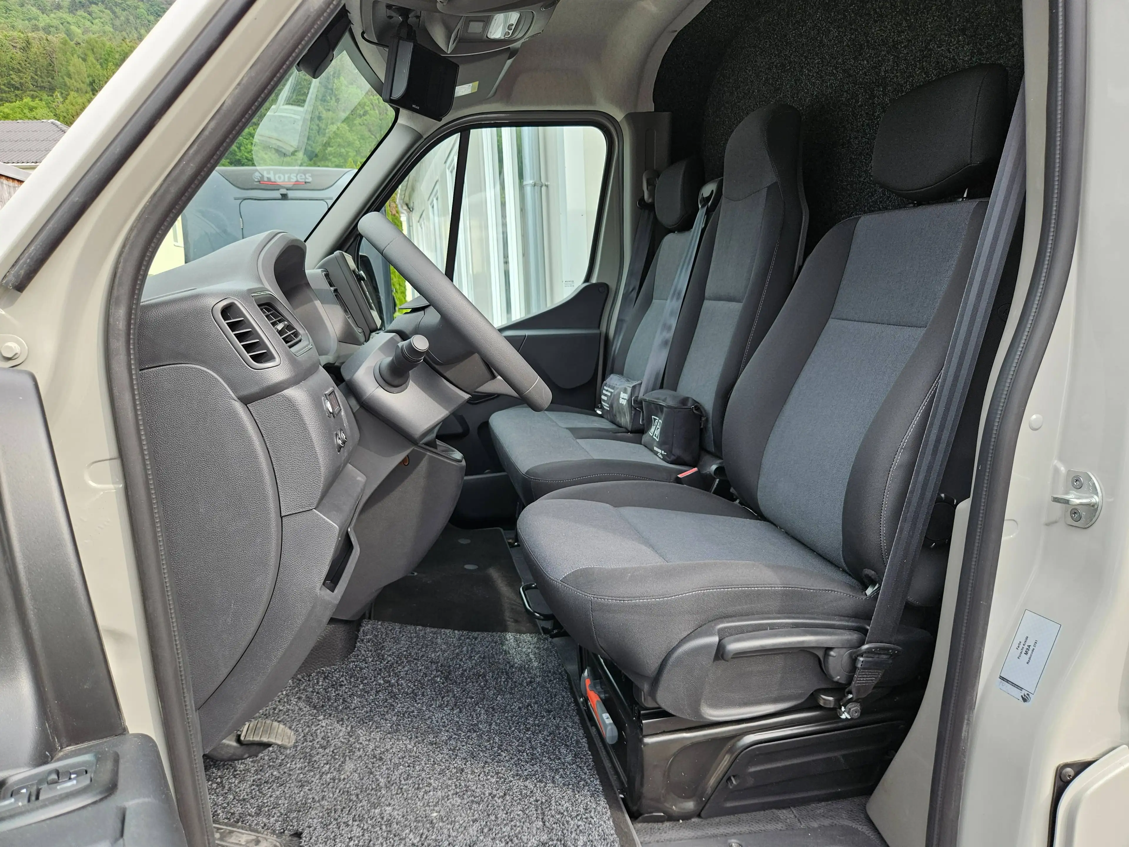 Renault Master Pferdetransporter "Sodiak" — photo 6