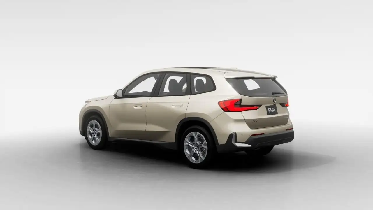 BMW X1 снимка BMW X1