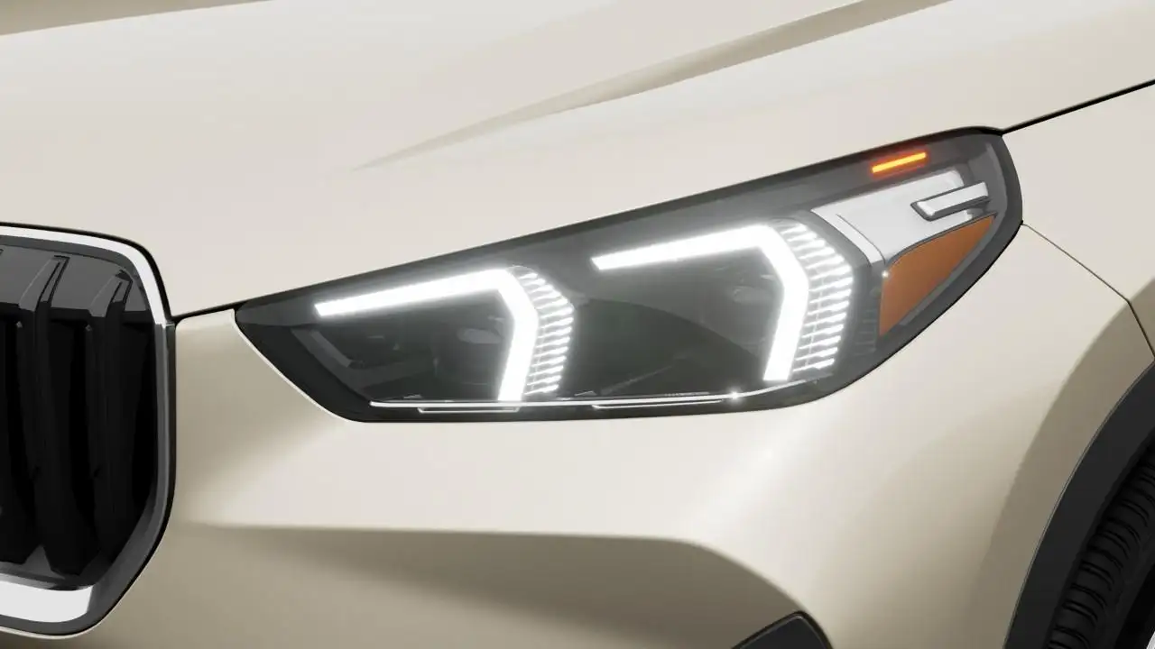 BMW X1 снимка BMW X1