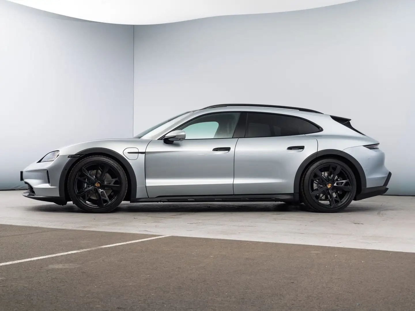 Porsche Taycan 4 Cross Turismo Grau - 2
