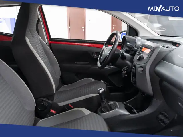 Toyota Aygo view 14