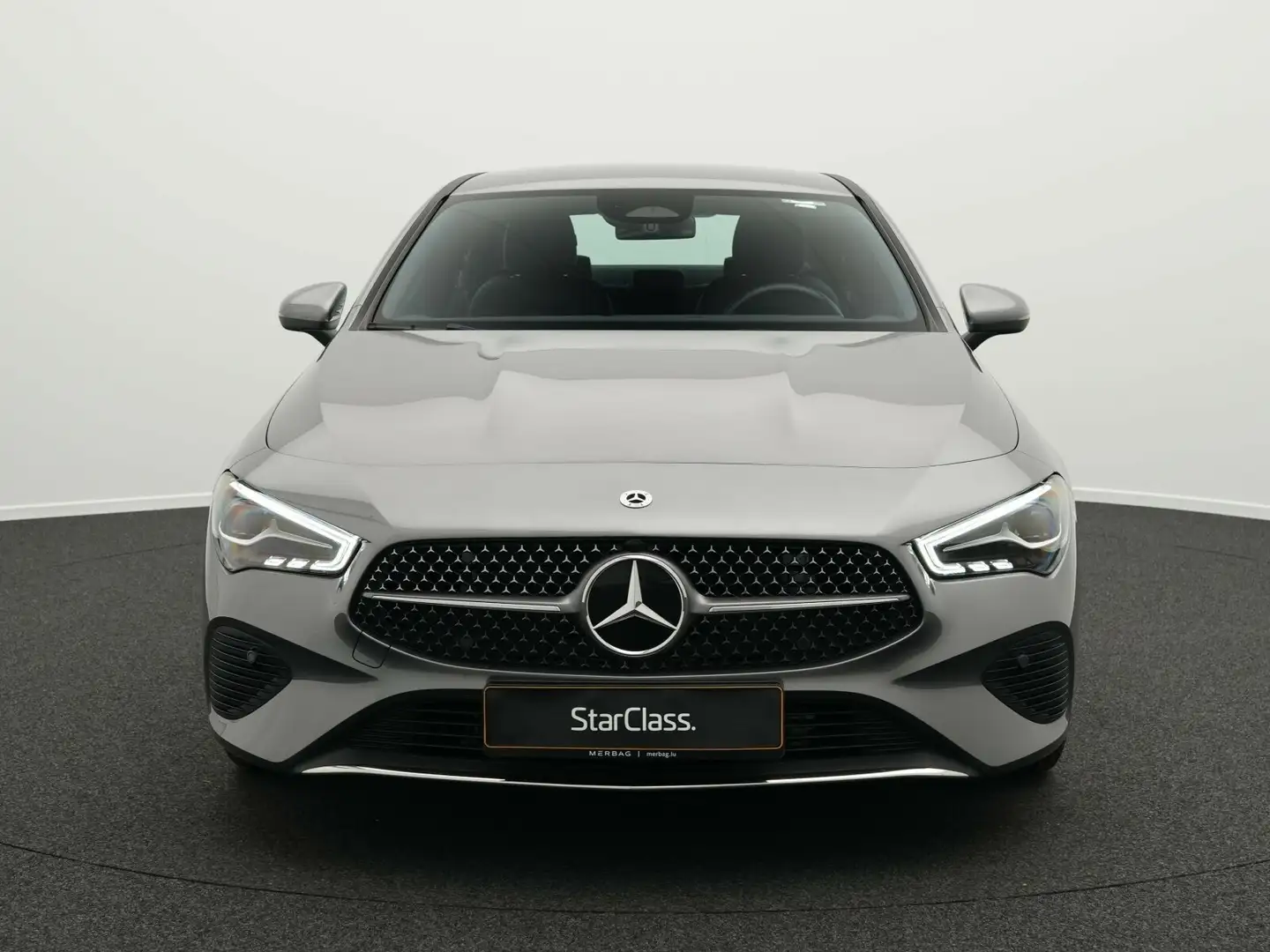 Mercedes-Benz CLA 180 CLA 180 d Coupé LED+Keyless+18"+Kamera Navi/Klima Gris - 2