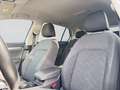 Volkswagen Golf 2.0 TDI DSG 150PS LIFE NAVI KAMERA SITZH LE Silber - thumbnail 18
