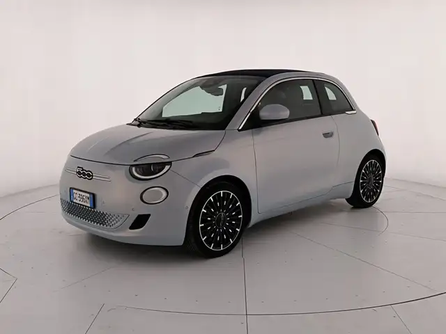 Fiat 500e cabrio 42 kwh passion