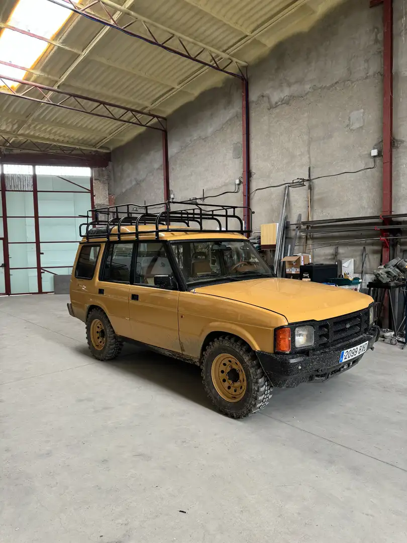 Land Rover Discovery 3.5 EFI Żółty - 2