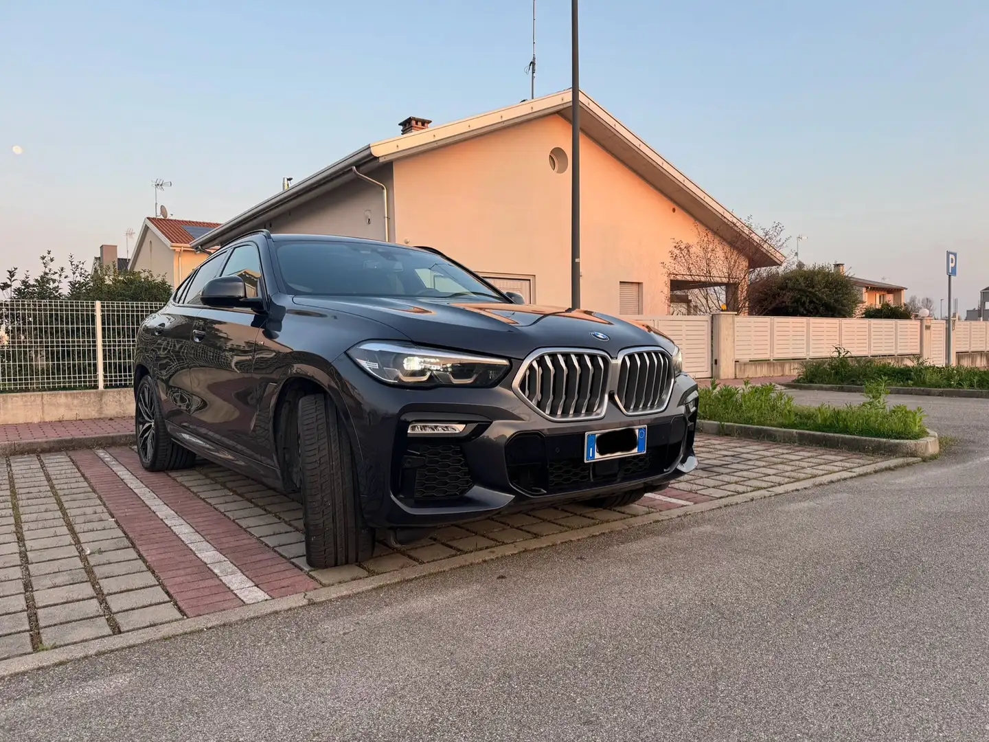 BMW X6 xdrive30d mhev 48V Msport auto Gris - 1