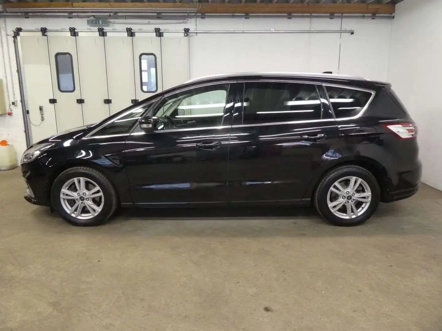 Ford S-Max S-MAX Titanium 2.0 EcoBlue SCR Aut. LED, Kamera... Schwarz - 2