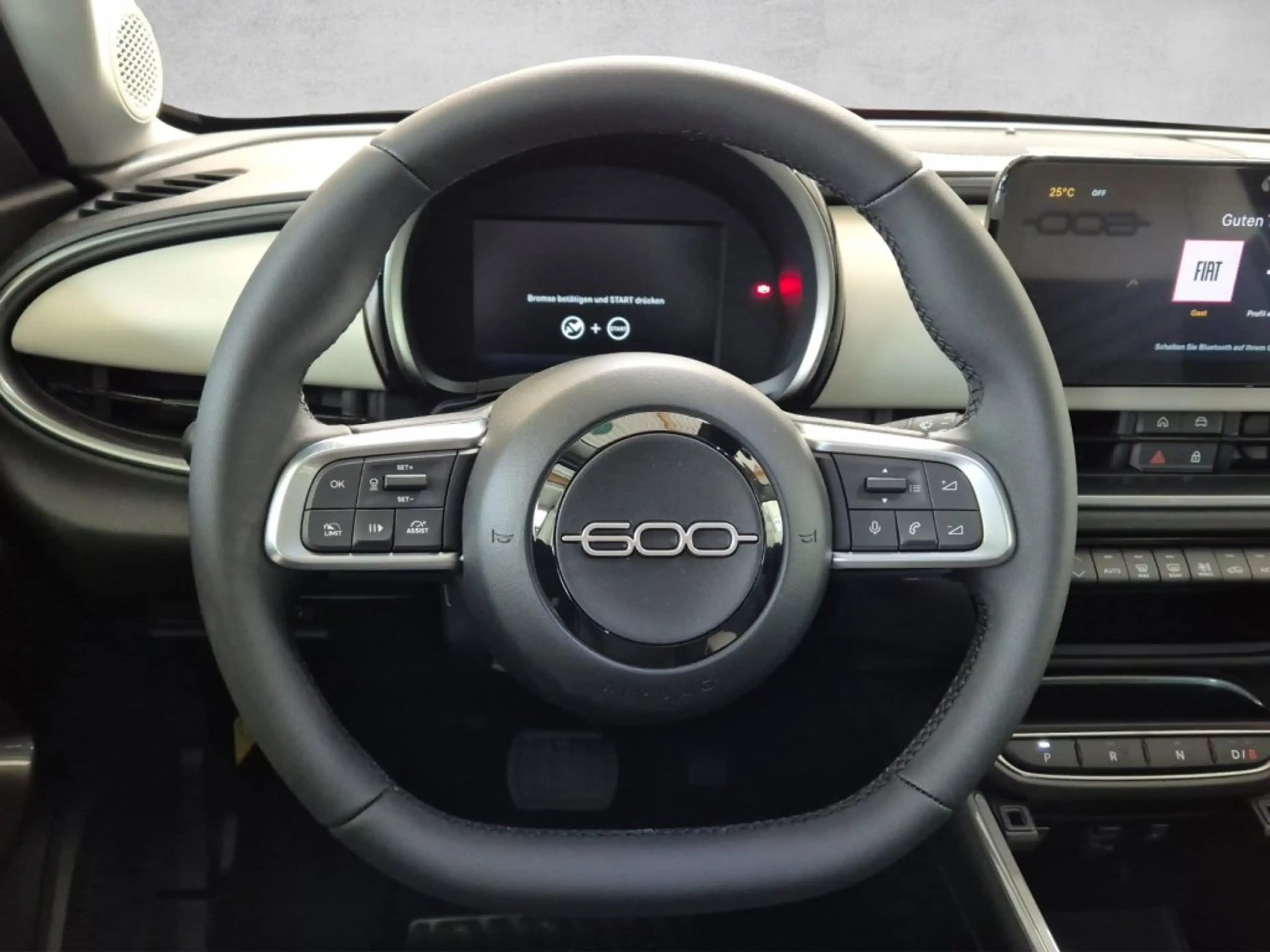 Fiat 600 La Prima Elektro 156 54 kWh — photo 9
