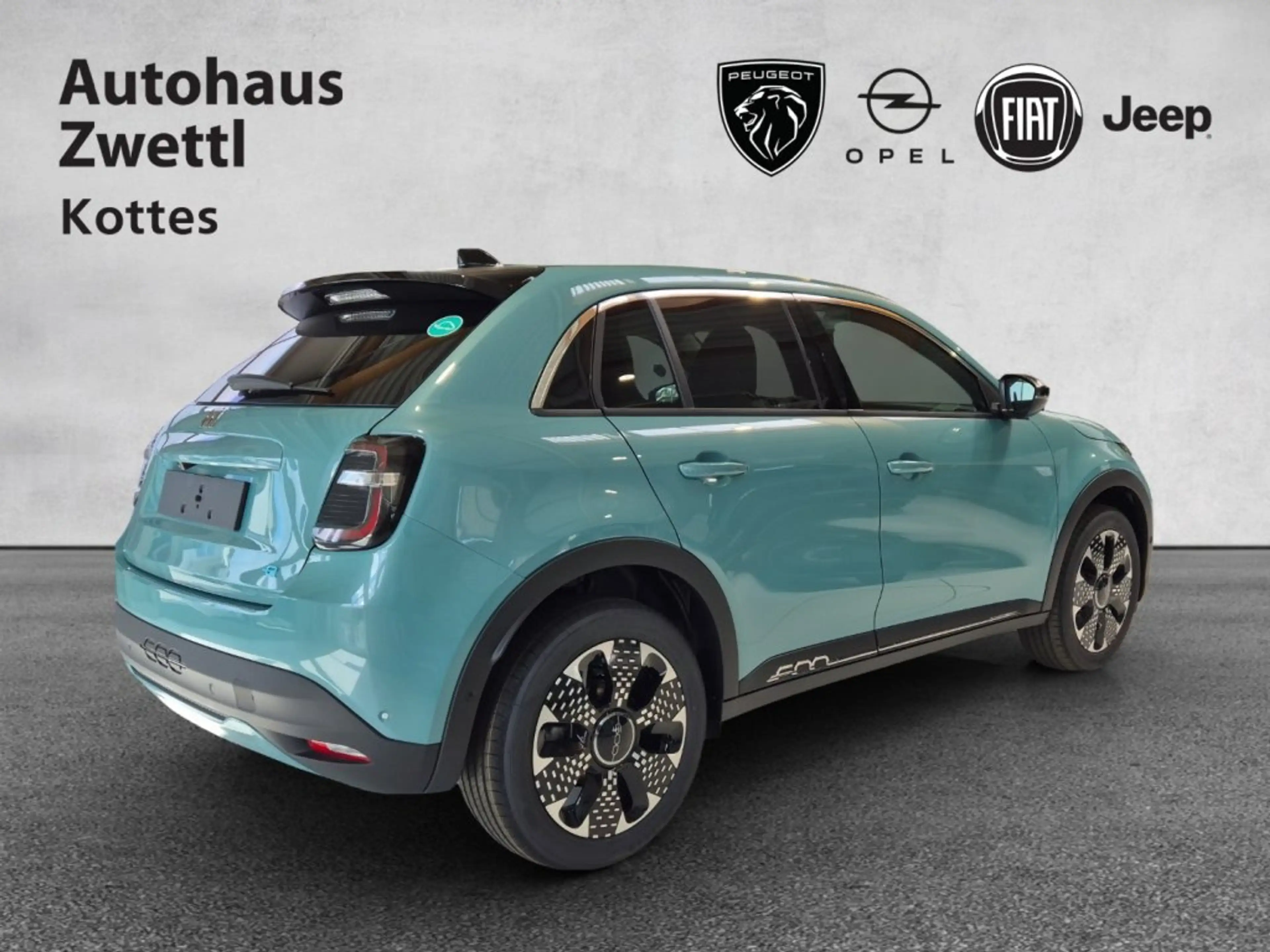 Fiat 600 La Prima Elektro 156 54 kWh — photo 6