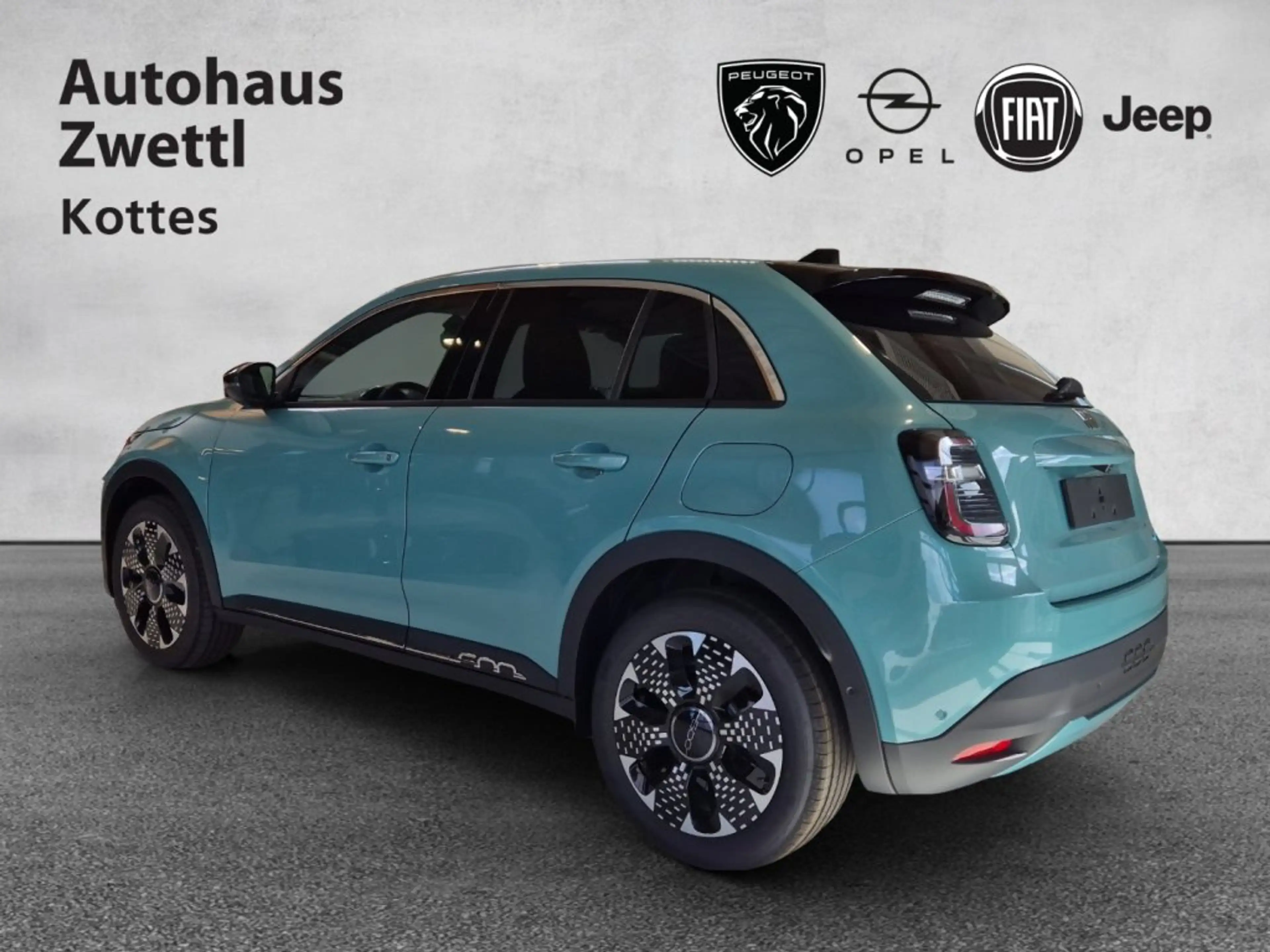 Fiat 600 La Prima Elektro 156 54 kWh — photo 4