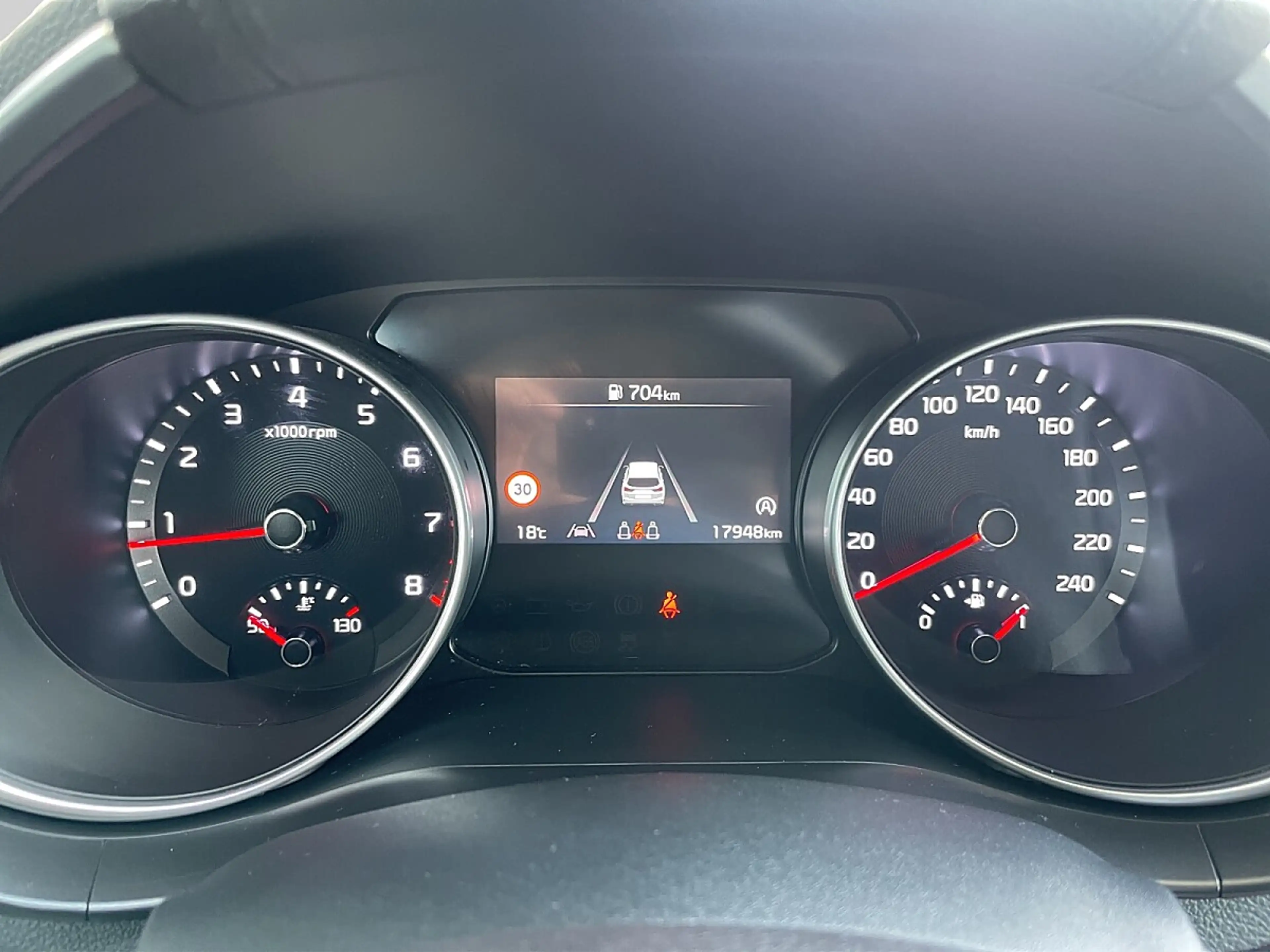 Kia Ceed SW / cee'd SW ceed SW 1,5 TGDI Silber — photo 7