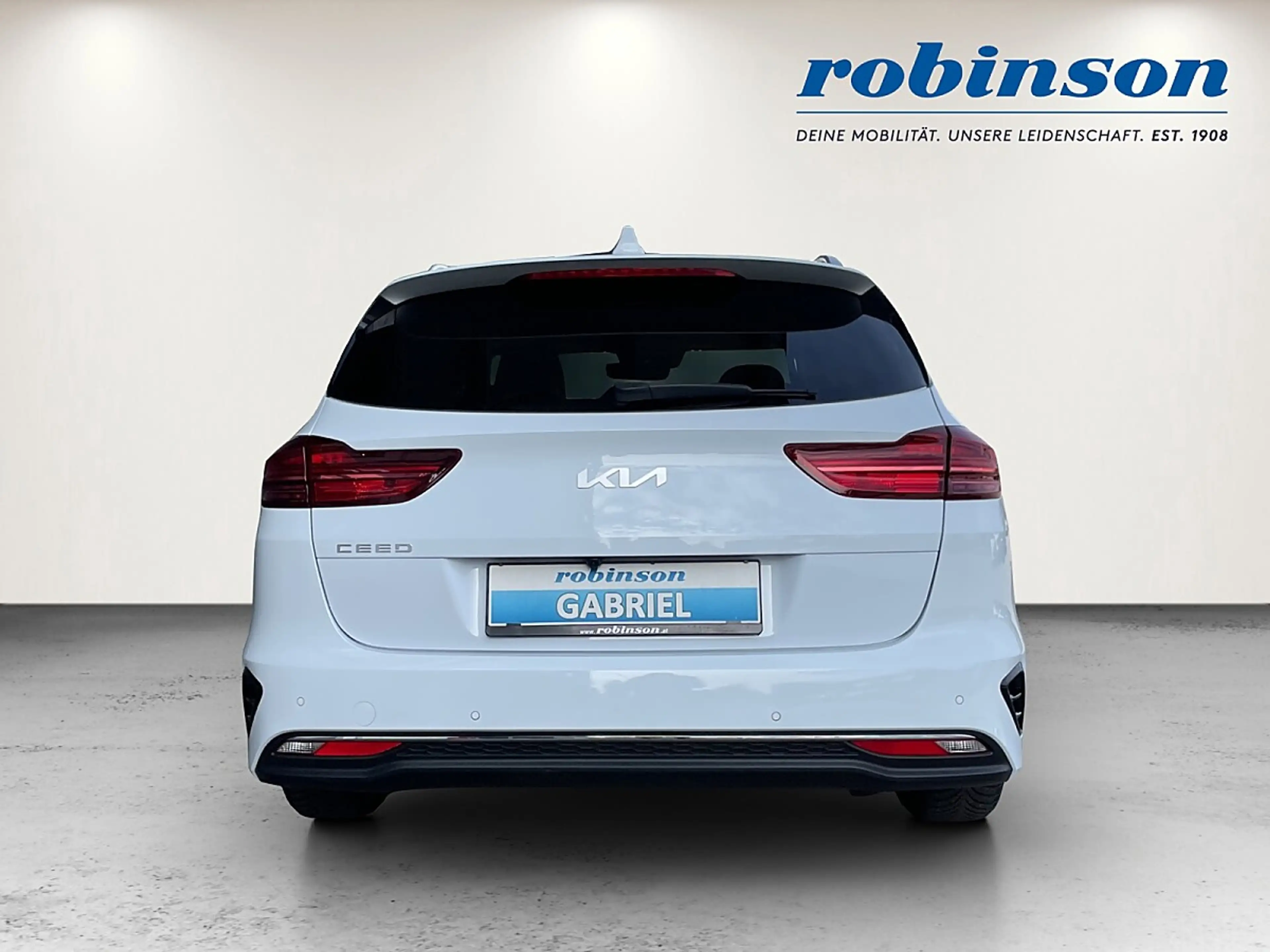 Kia Ceed SW / cee'd SW ceed SW 1,5 TGDI Silber — photo 5