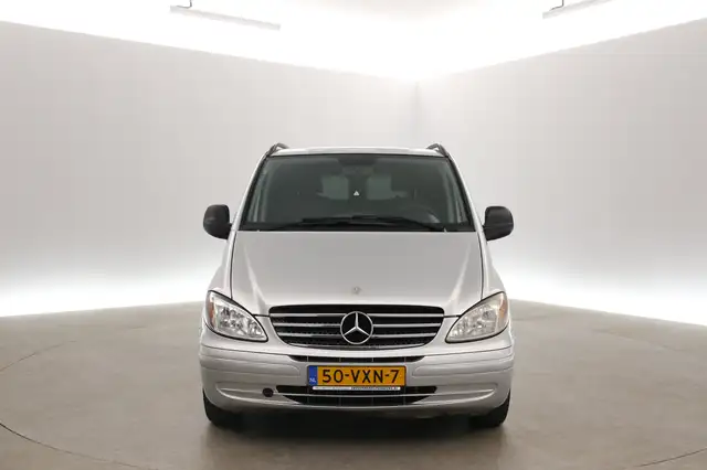 Mercedes-Benz Vito view 6