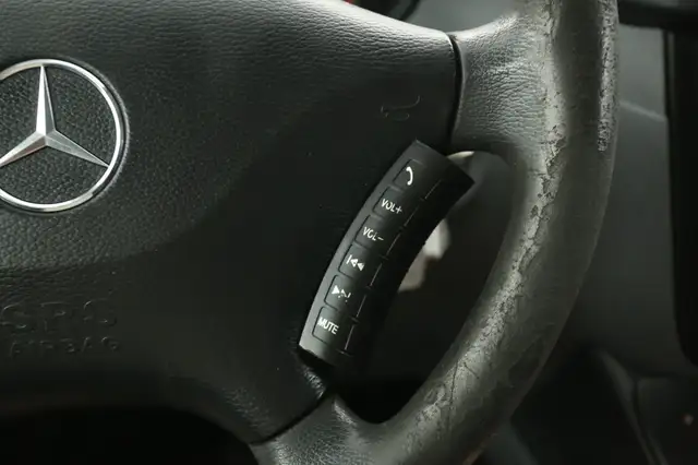 Mercedes-Benz Vito view 18