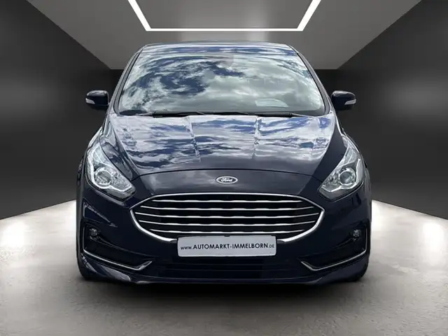 Ford S-Max view 8