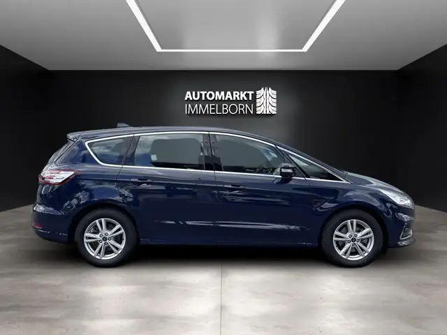 Ford S-Max view 7