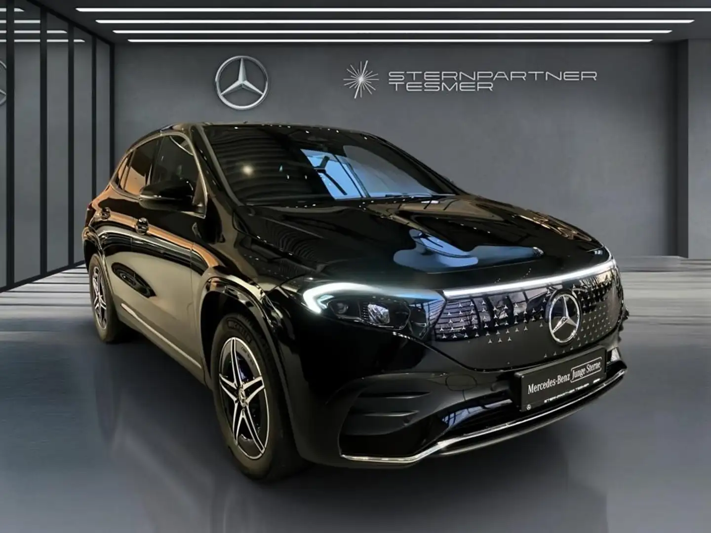 Mercedes-Benz EQA 250+ AMG+AHK+TOTWINKEL+AMBIENTE+MBUX+KAMERA Noir - 1