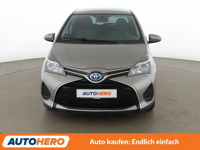 Toyota Yaris view 9