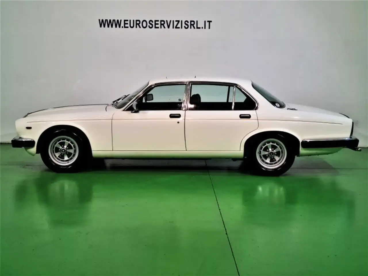 Jaguar XJ12 5.3 DOUBLE SIX DAILMER, foto 5