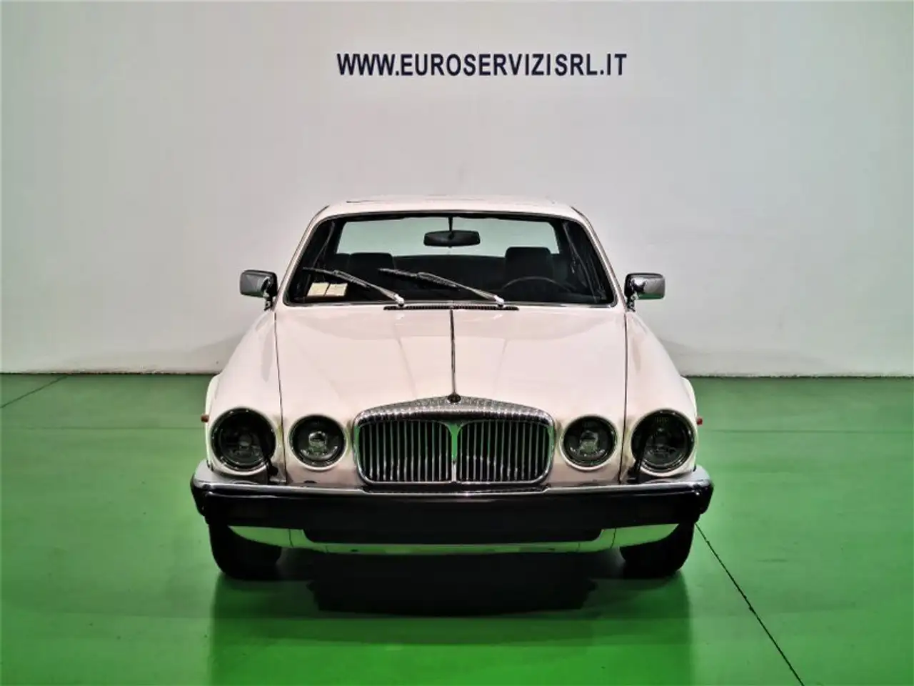 Jaguar XJ12 5.3 DOUBLE SIX DAILMER, foto 6