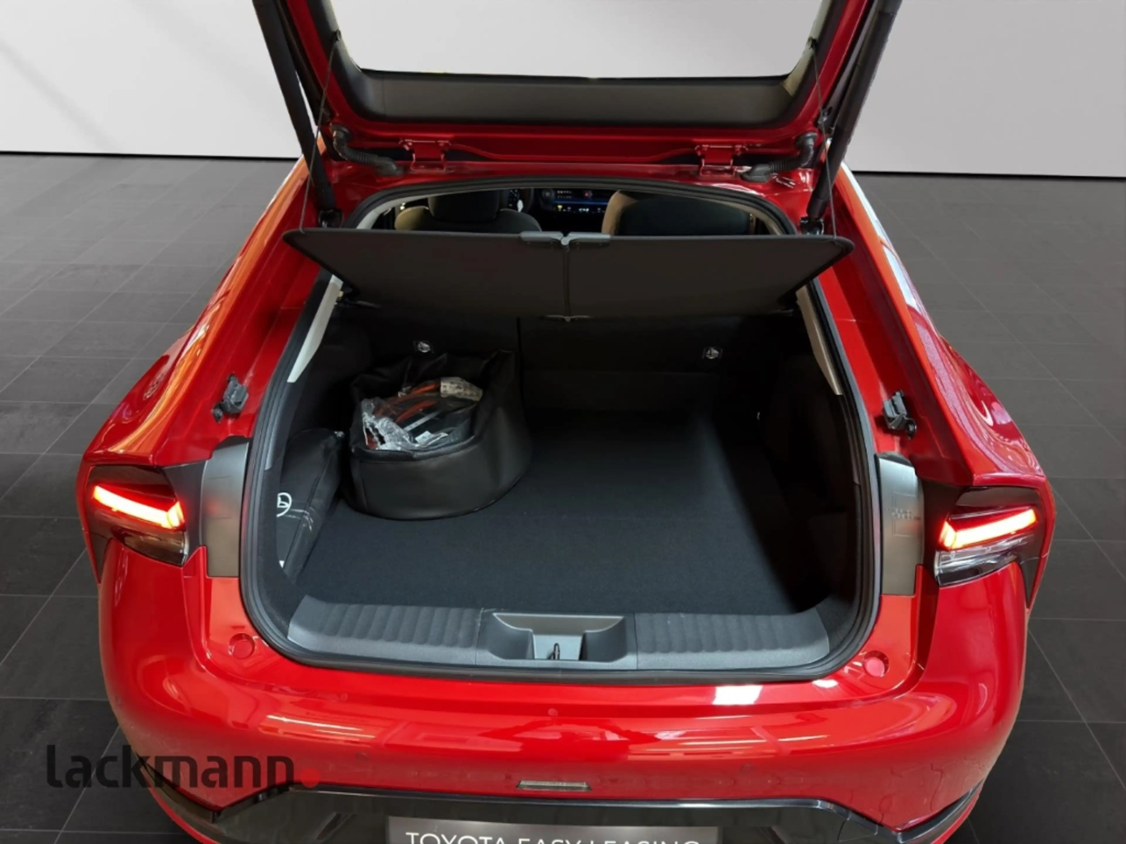 Toyota Prius Plug-in Hybrid Executive*LED*ACC*Kamera* — photo 7