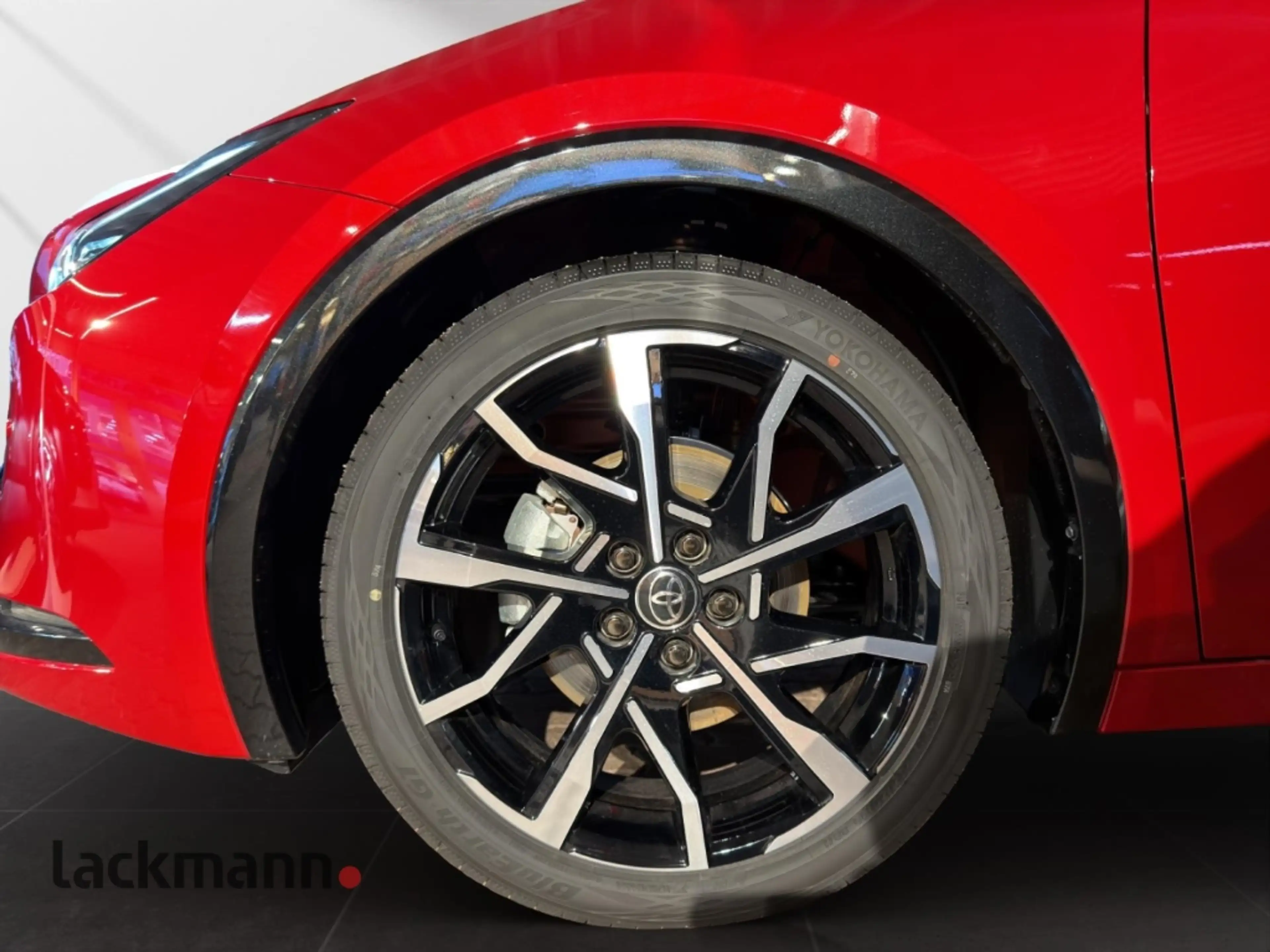 Toyota Prius Plug-in Hybrid Executive*LED*ACC*Kamera* — photo 11