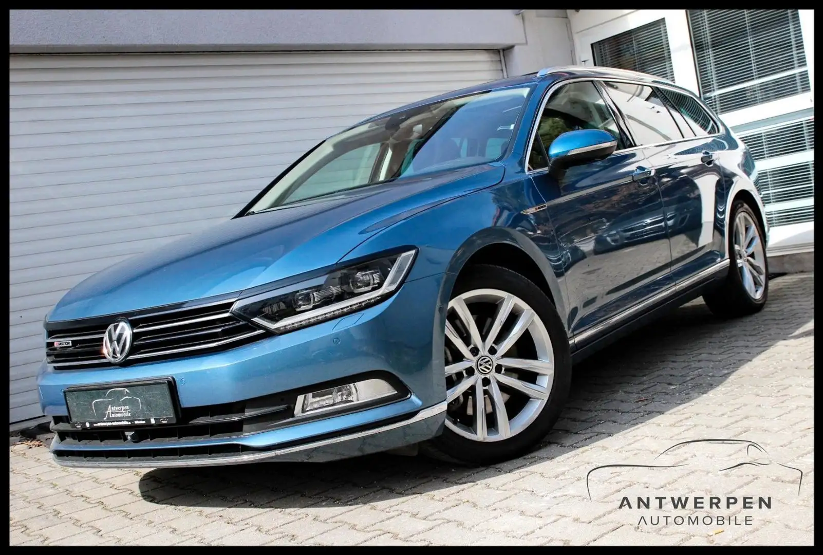 Volkswagen Passat Variant Passat*Variant*Highline*4Motion*Pano*Leder*LED* Blau - 1