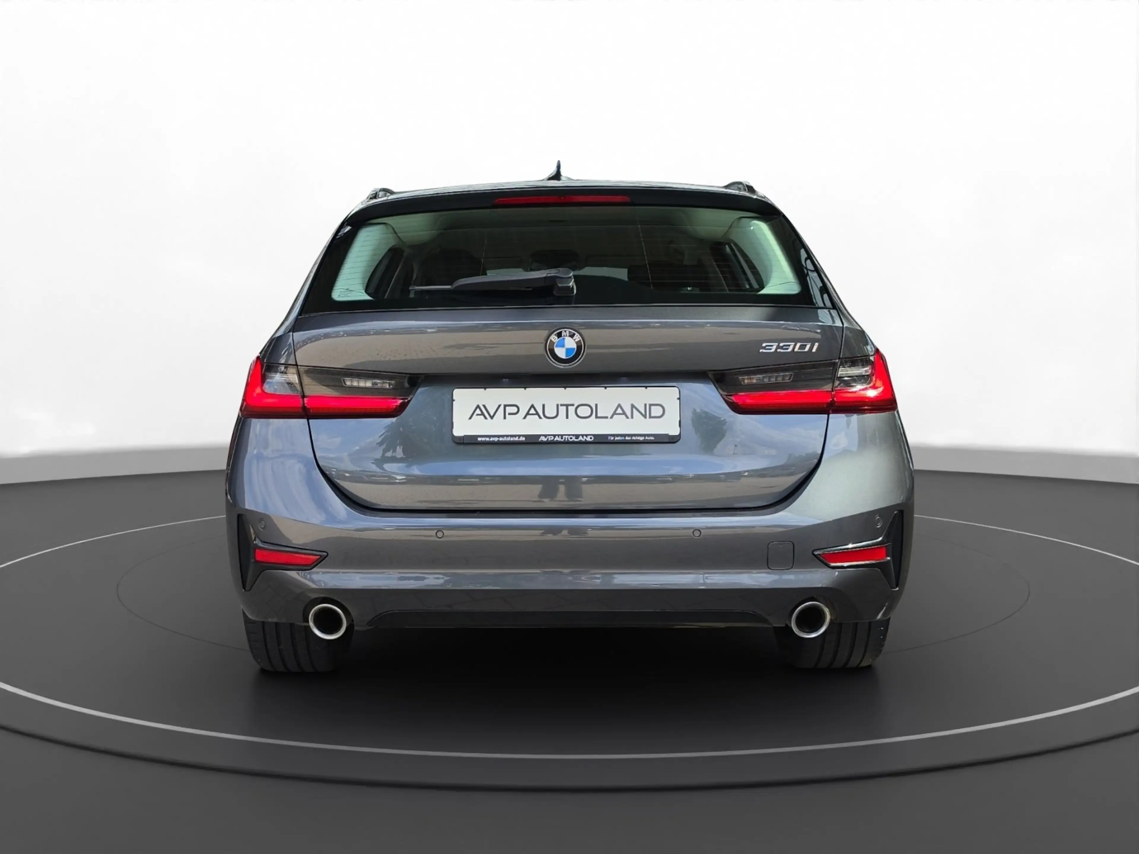 BMW 330 i Touring SPORTLINE LED | HiFi-LAUTSPRECHER — photo 6